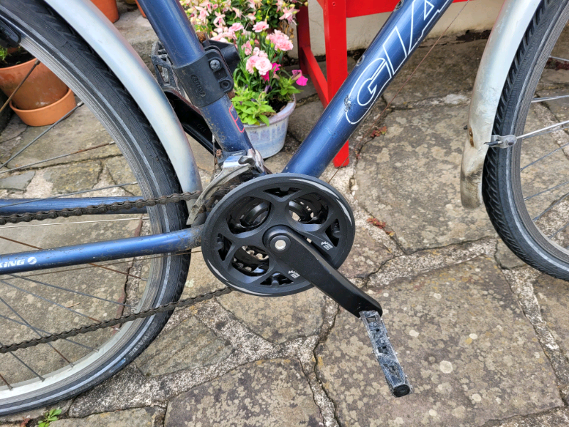 Giant GSR Trekking bike 700c wheels 